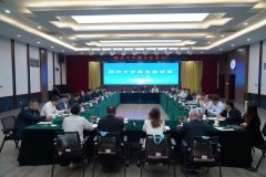 郑庆华走进尝试中学“鸿鹄课堂”做了题为《人